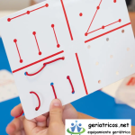 ejercicio de cosido para geriatricos